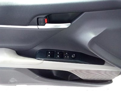 2018 Toyota Camry LE Auto (SE)