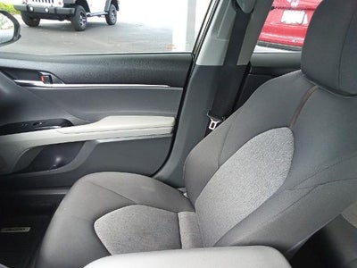 2018 Toyota Camry LE Auto (SE)