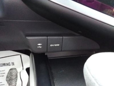 2018 Toyota Camry LE Auto (SE)