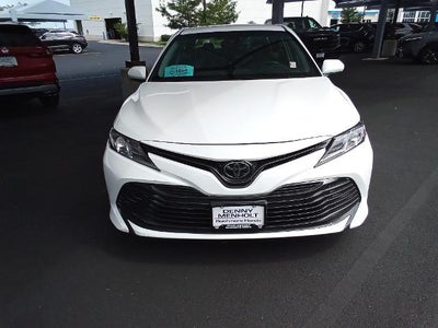 2018 Toyota Camry LE Auto (SE)