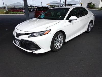2018 Toyota Camry LE Auto (SE)