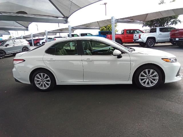 2018 Toyota Camry LE Auto (SE)