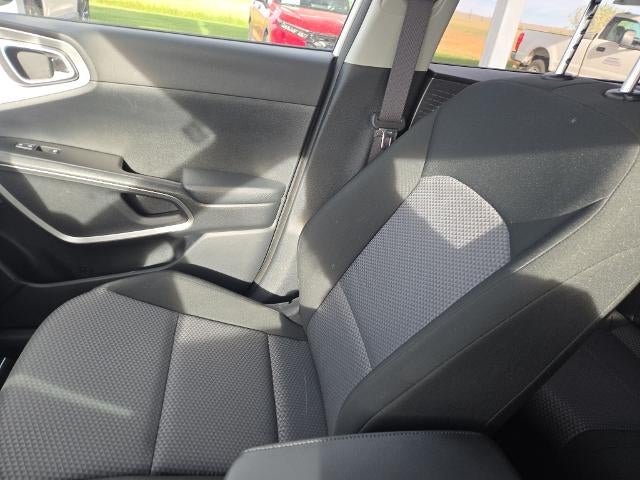 2023 Kia Soul LX IVT