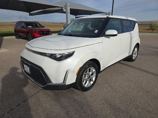 2023 Kia Soul LX IVT