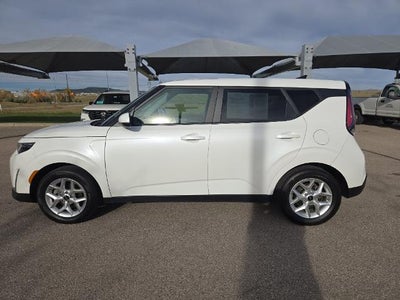 2023 Kia Soul LX IVT