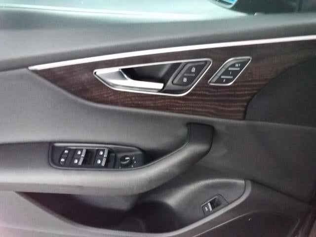 2022 Audi Q8 Premium Plus 55 TFSI quattro
