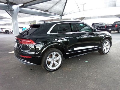 2022 Audi Q8 Premium Plus 55 TFSI quattro