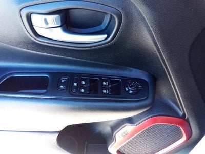 2016 Jeep Renegade 4WD 4dr Trailhawk