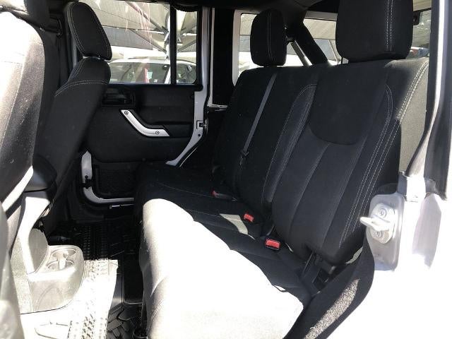 2017 Jeep Wrangler Unlimited Sahara 4x4