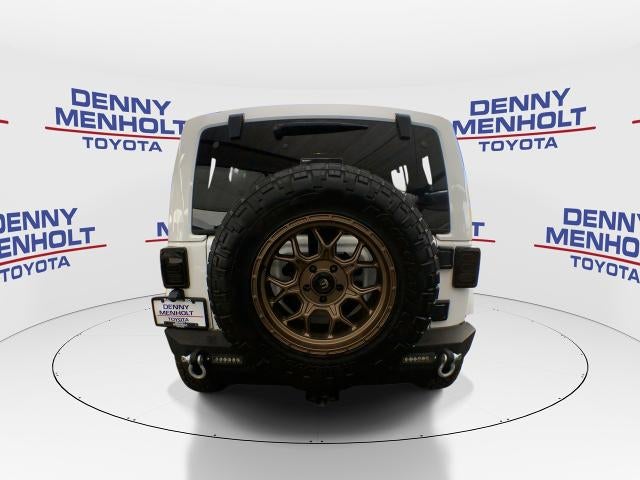2016 Jeep Wrangler Unlimited 4WD 4dr Sahara