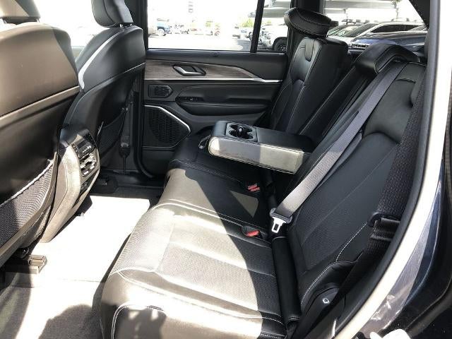 2023 Jeep Grand Cherokee Overland 4x4