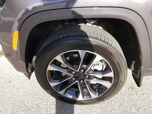 2023 Jeep Grand Cherokee L Overland 4x4