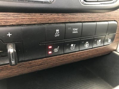 2018 RAM 1500 Laramie 4x4 Crew Cab 5'7" Box