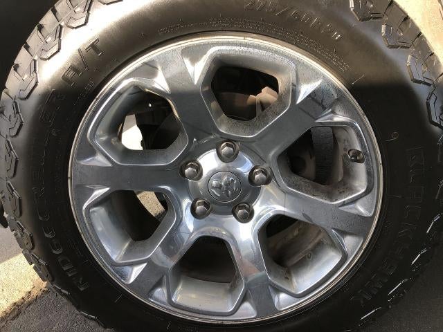 2018 RAM 1500 Laramie 4x4 Crew Cab 5'7" Box