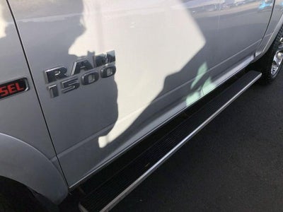 2018 RAM 1500 Laramie 4x4 Crew Cab 5'7" Box