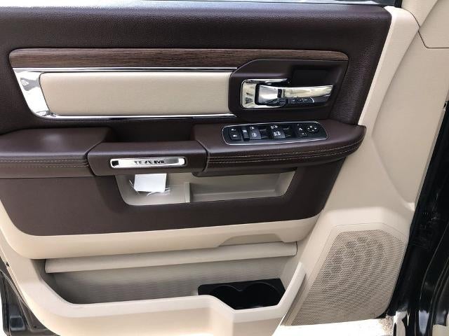 2017 RAM 1500 Laramie 4x4 Crew Cab 5'7" Box