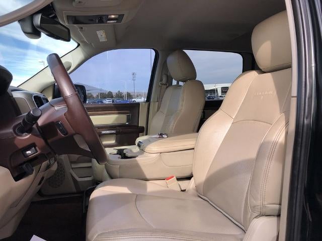 2017 RAM 1500 Laramie 4x4 Crew Cab 5'7" Box