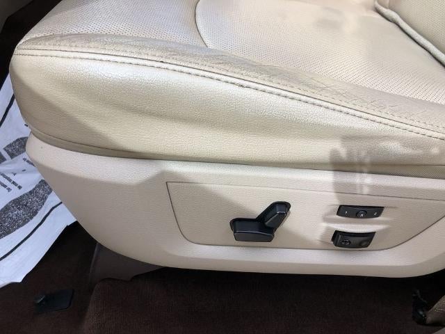 2017 RAM 1500 Laramie 4x4 Crew Cab 5'7" Box