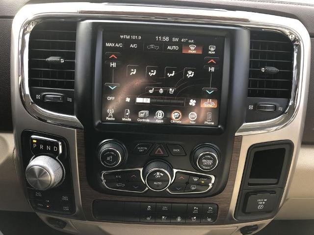 2017 RAM 1500 Laramie 4x4 Crew Cab 5'7" Box