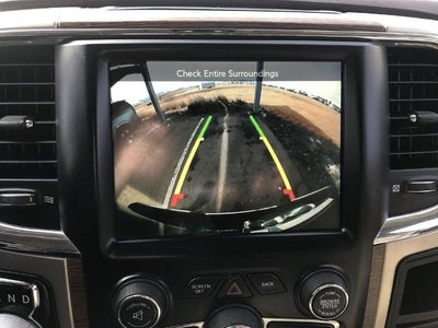 2017 RAM 1500 Laramie 4x4 Crew Cab 5'7" Box