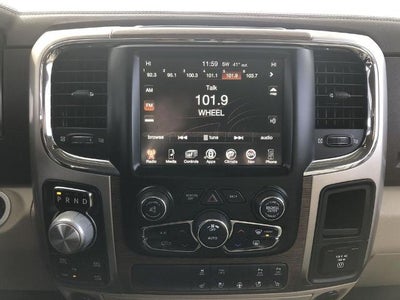 2017 RAM 1500 Laramie 4x4 Crew Cab 5'7" Box
