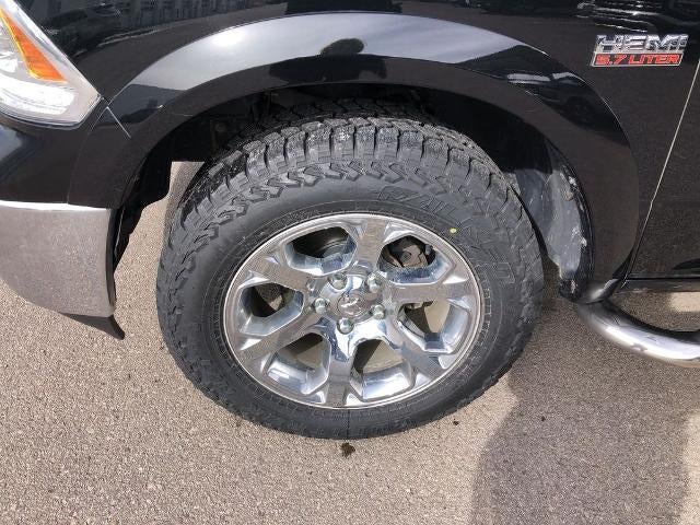2017 RAM 1500 Laramie 4x4 Crew Cab 5'7" Box