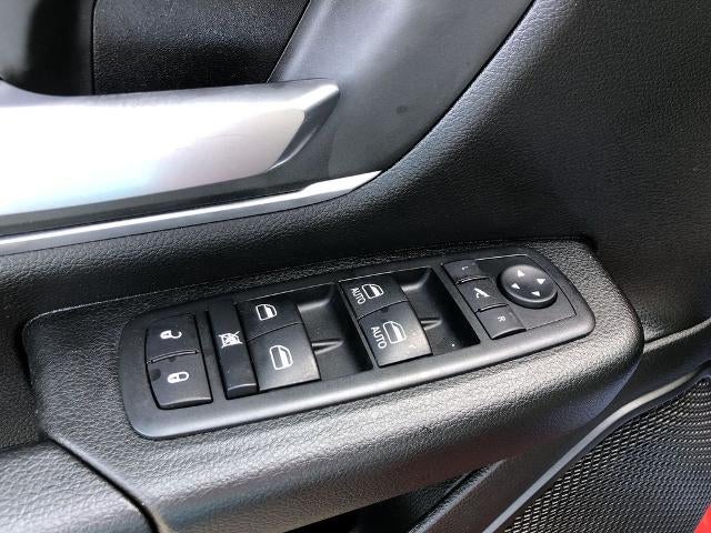 2020 RAM 1500 Big Horn 4x4 Crew Cab 5'7" Box