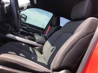 2020 RAM 1500 Big Horn 4x4 Crew Cab 5'7" Box