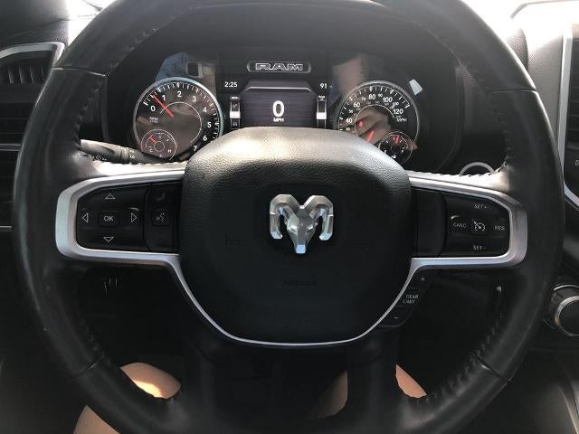 2020 RAM 1500 Big Horn 4x4 Crew Cab 5'7" Box