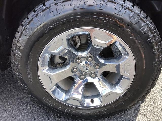 2020 RAM 1500 Big Horn 4x4 Crew Cab 5'7" Box