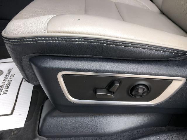 2022 RAM 1500 Limited 4x4 Crew Cab 5'7" Box