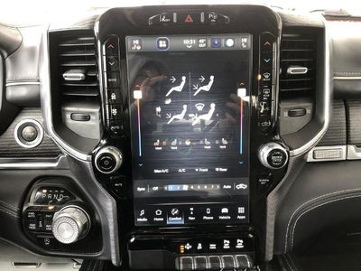 2022 RAM 1500 Limited 4x4 Crew Cab 5'7" Box