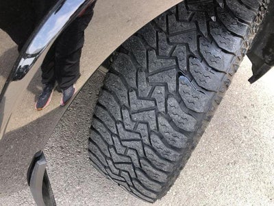 2022 RAM 1500 Laramie 4x4 Crew Cab 5'7" Box