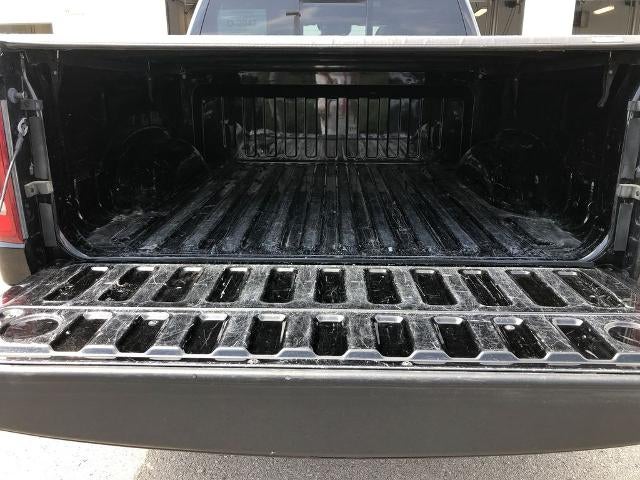 2022 RAM 1500 Laramie 4x4 Crew Cab 5'7" Box