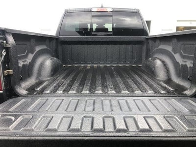 2019 RAM 1500 Laramie 4x4 Crew Cab 5'7" Box