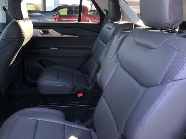 2026 Ford Explorer Active w/200A Pkg 4WD