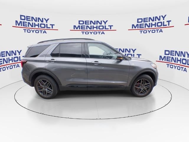 2025 Ford Explorer ST-Line 4WD