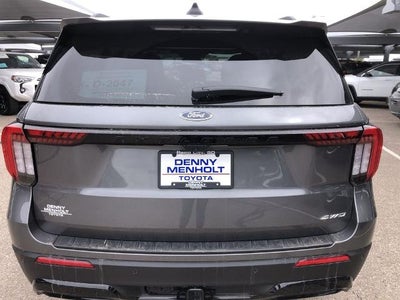 2025 Ford Explorer ST-Line 4WD