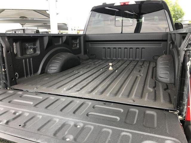 2022 Ford Super Duty F-250 SRW LARIAT 4WD Crew Cab 6.75' Box