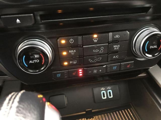 2016 Ford F-150 4WD SuperCrew 5-1/2 Ft Box Platinum