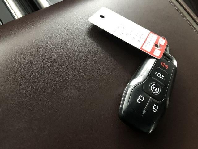 2016 Ford F-150 4WD SuperCrew 5-1/2 Ft Box Platinum