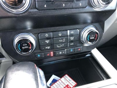 2020 Ford F-150 LARIAT 4WD SuperCrew 5.5' Box