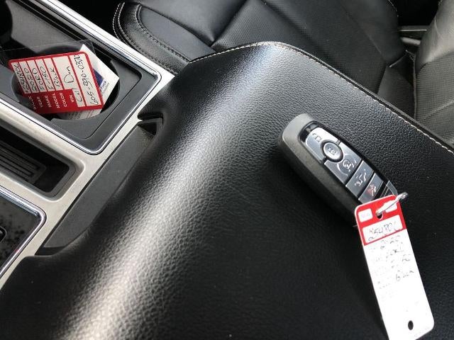 2020 Ford F-150 LARIAT 4WD SuperCrew 5.5' Box