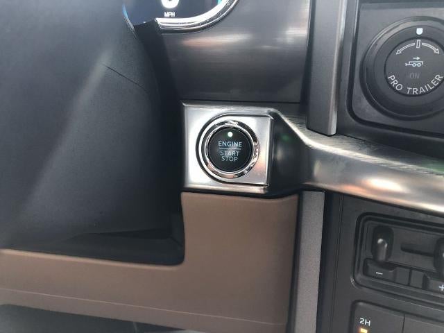 2023 Ford F-150 LARIAT 4WD SuperCrew 5.5' Box