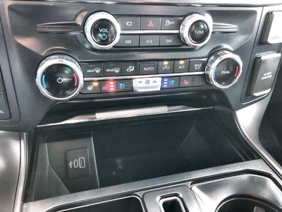 2025 Ford F-150 LARIAT 4WD SuperCrew 5.5' Box