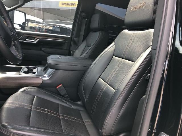 2024 Chevrolet Silverado 3500 HD Crew Cab Standard Box 4-Wheel Drive High Country