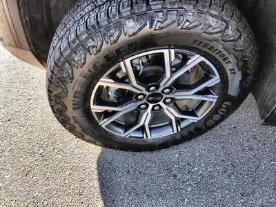 2025 GMC Acadia AWD AT4