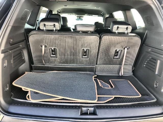 2025 GMC Acadia AWD AT4