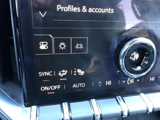 2025 GMC Acadia AWD AT4