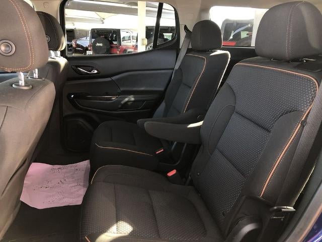 2023 GMC Acadia AWD AT4